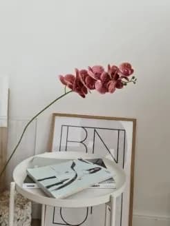 ИСКУССТВЕННАЯ КРАСНО-ПУРПУРНАЯ ВЕТКА ОРХИДЕИ ДЛЯ ЦВЕТОЧНОЙ КОМПОЗИЦИЙ
