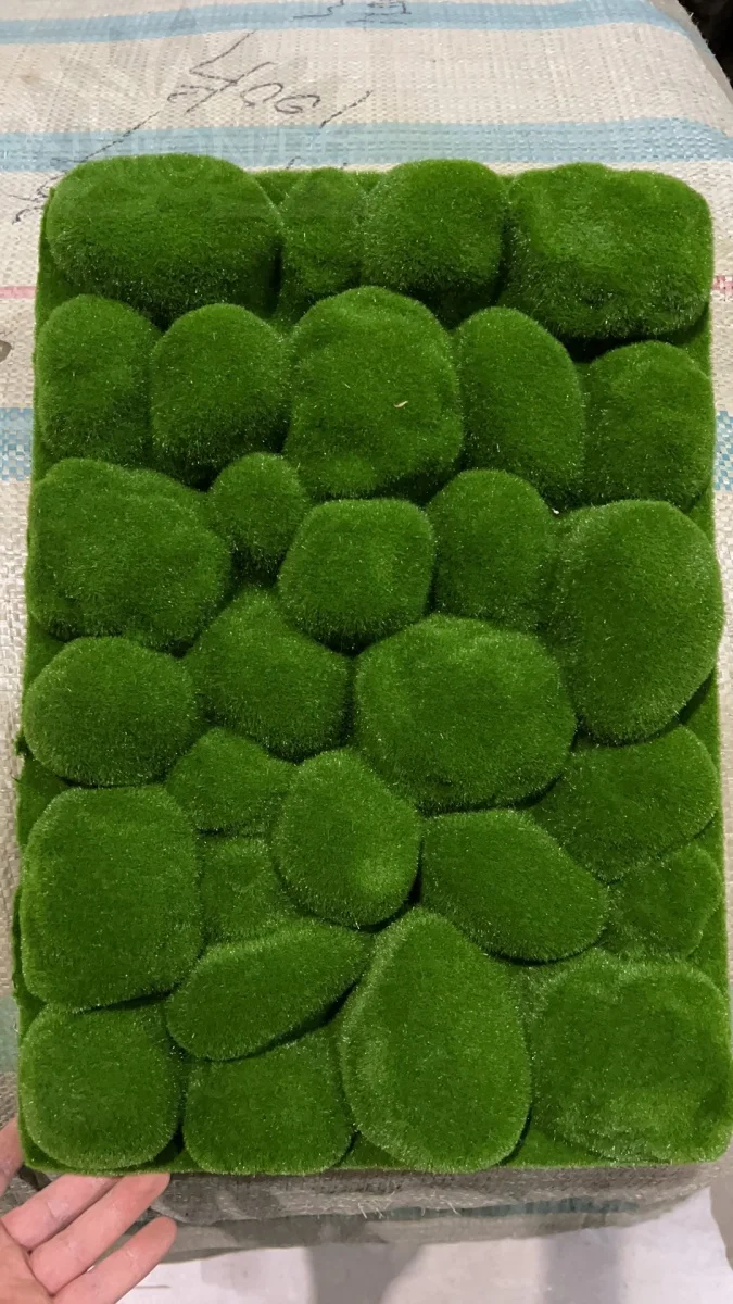 Панель мох кочки 50×30 см — объёмный искусственный мох для декора, насыщенно-зелёный, 30 см